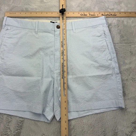 J Crew. Seersucker Shorts Mens 38 Blue Striped Casual Summer Lightweight NWT - Picture 7 of 10